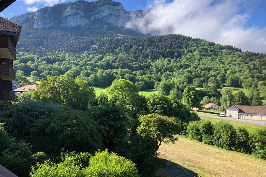 Studio entièrement rénové entre lac et montagne Thollon-les-Memises Esterno foto